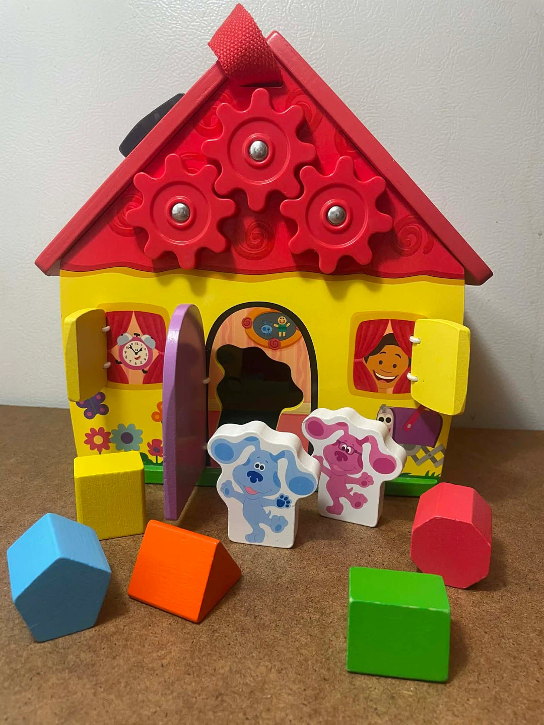 Melissa and Doug Blues Clues and You! Wooden Take-a-long House