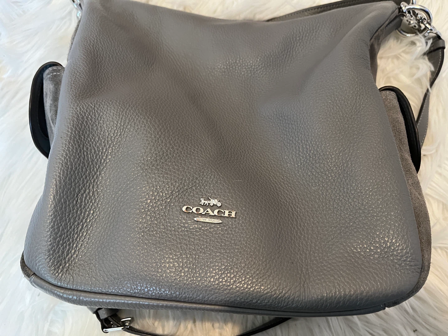 Authentic Coach Grey Pebbled Leather & Suede Crossbody Bag - photo 5