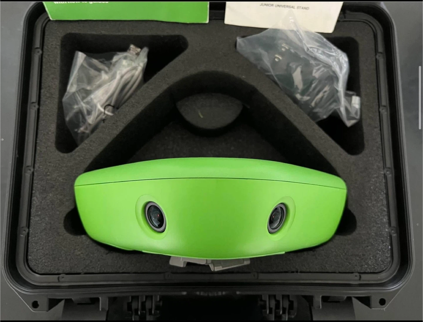 Veo Camera System with Manfrotto Junior Universal Stand - photo 2