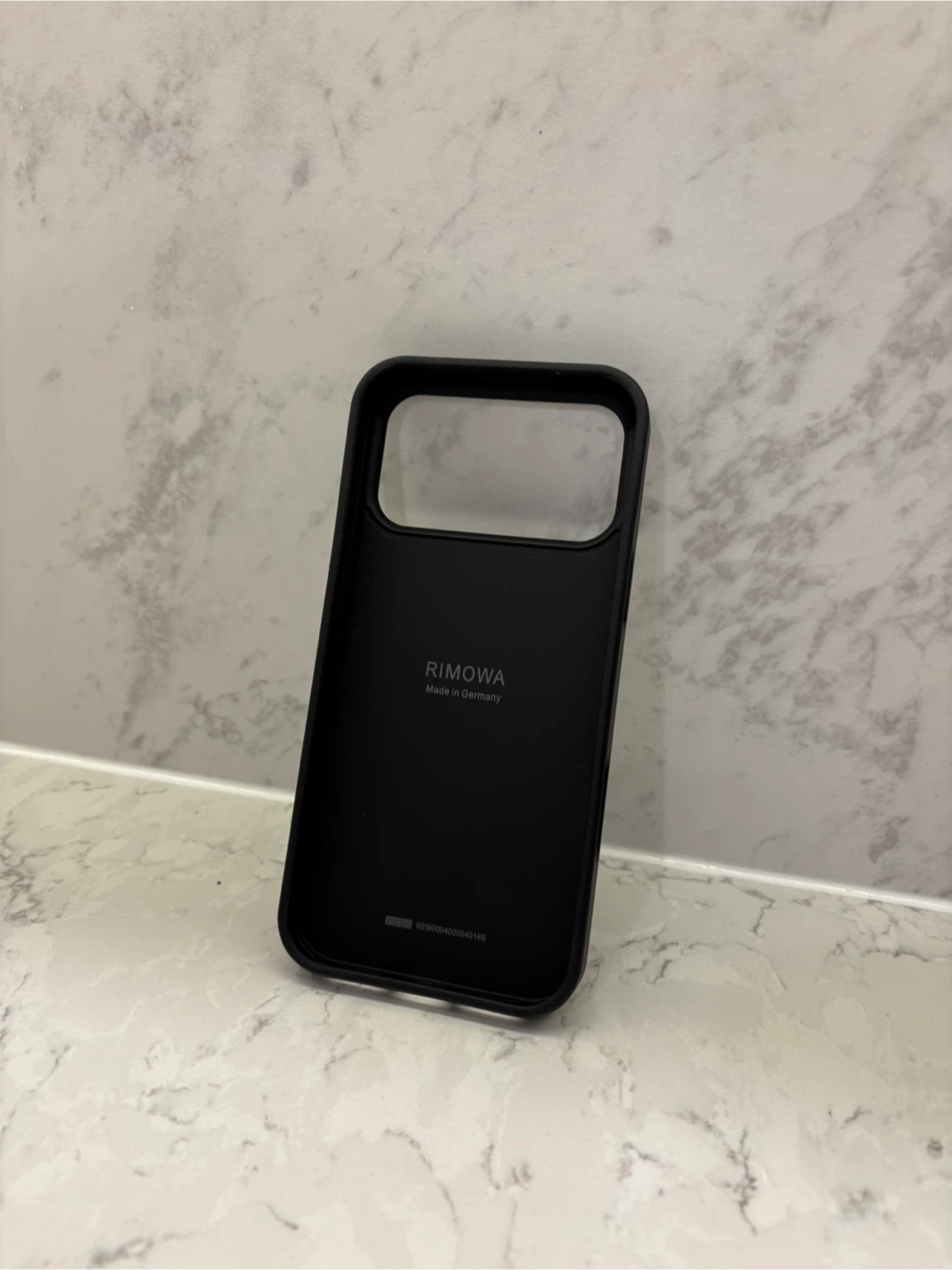 Rimowa iPhone 17 Pro / Pro Max cases - photo 5