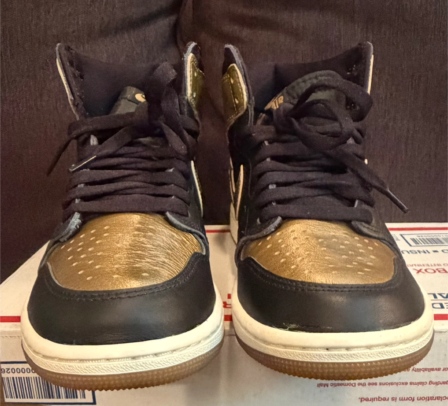 Air Jordan 1 High OG "Black Gold" Sneakers - photo 3