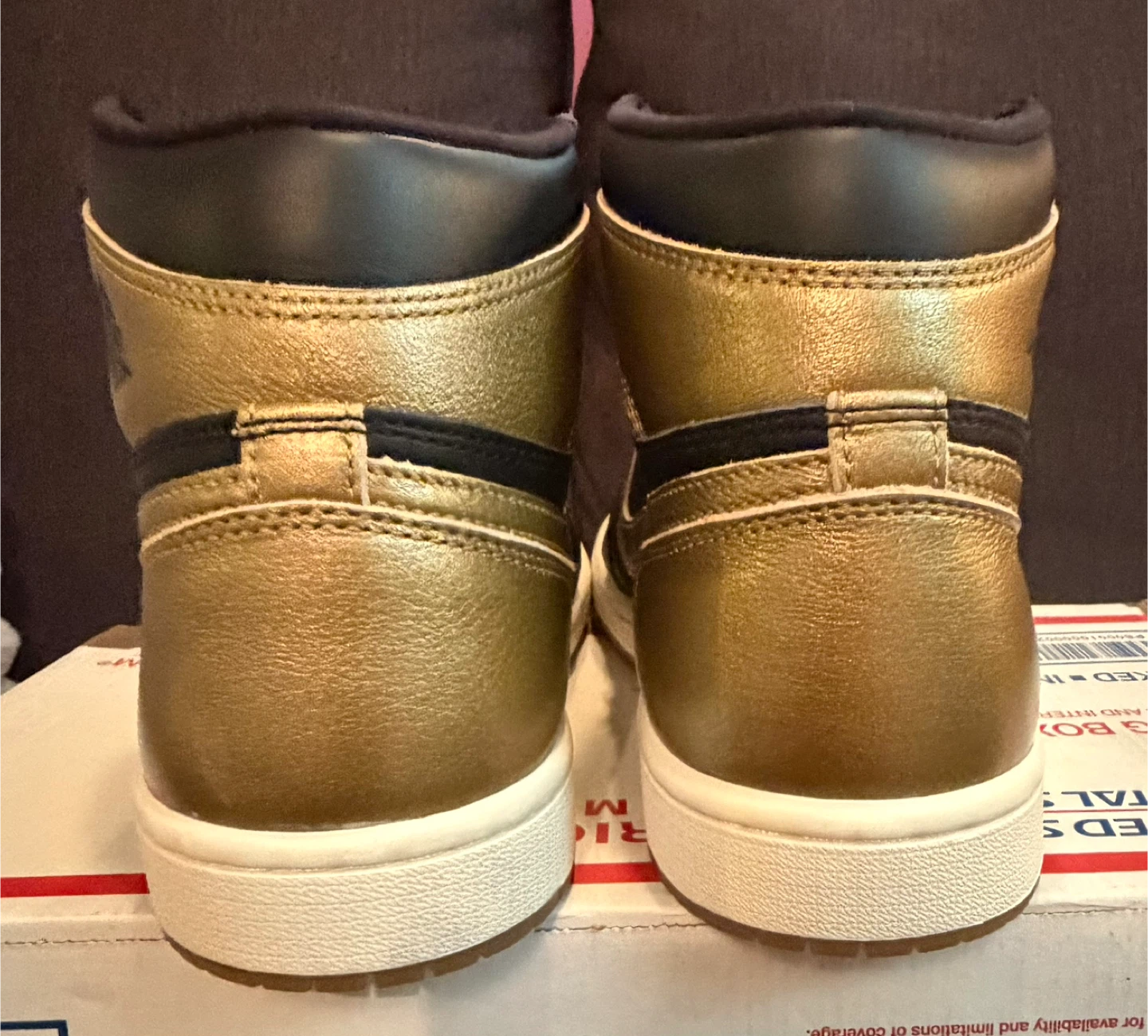Air Jordan 1 High OG "Black Gold" Sneakers - photo 4