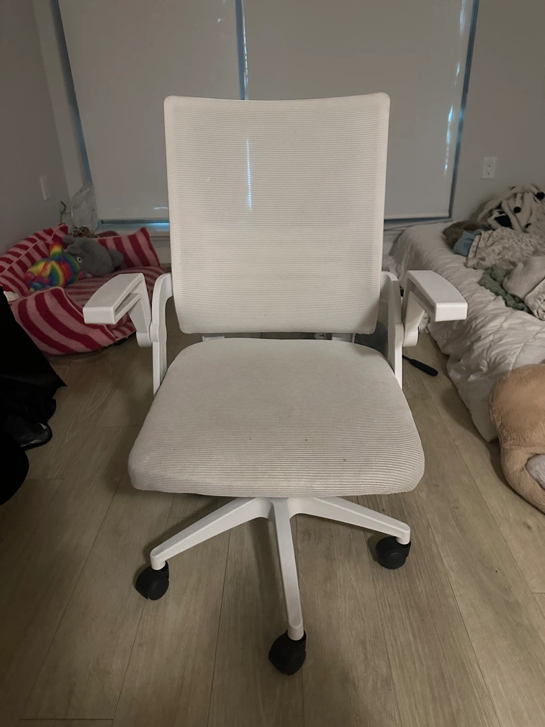 White Rolling Office Chair (Flip-up Armrests)