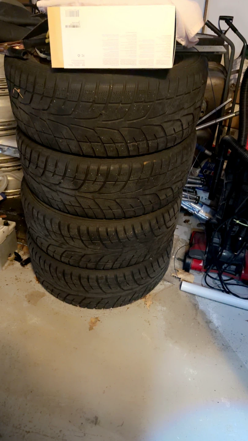 4 Winter Tires - 225/50R17 98H XL