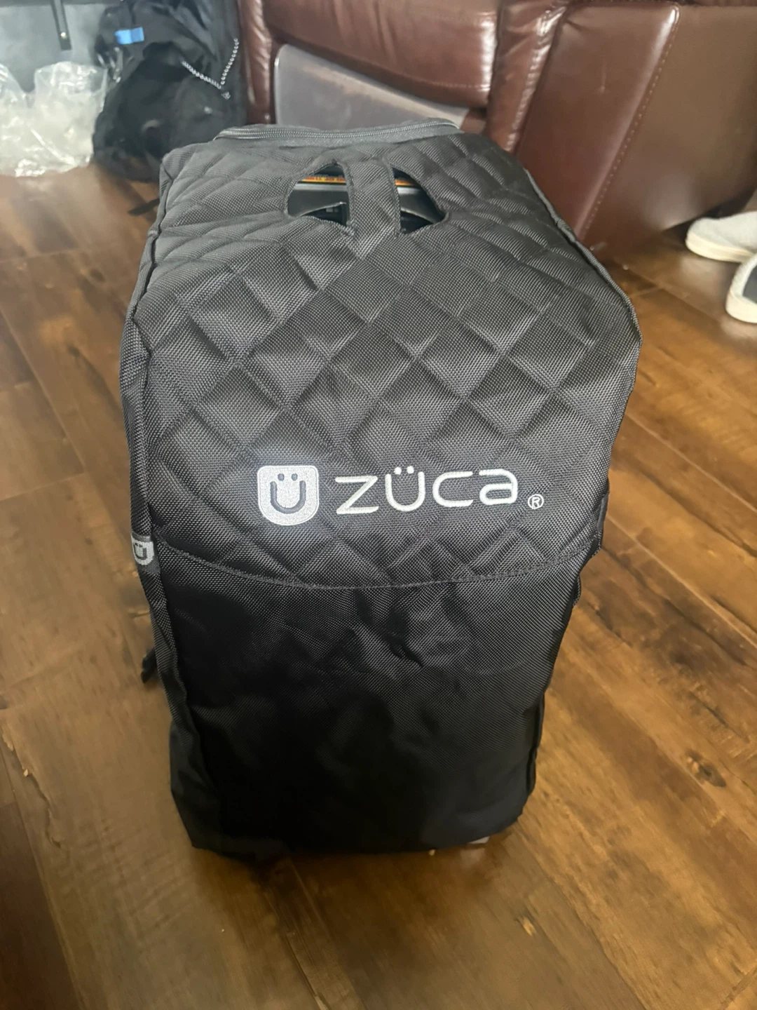 Zuca Black Rolling Luggage - photo 2
