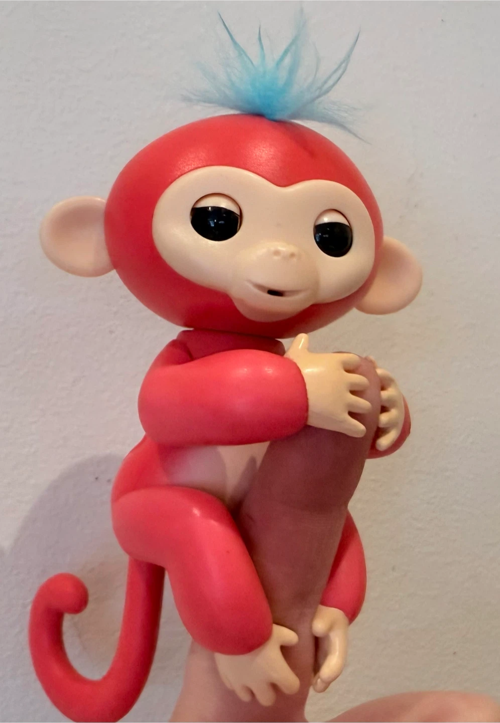 WowWee Fingerlings Interactive Baby Monkey - photo 2