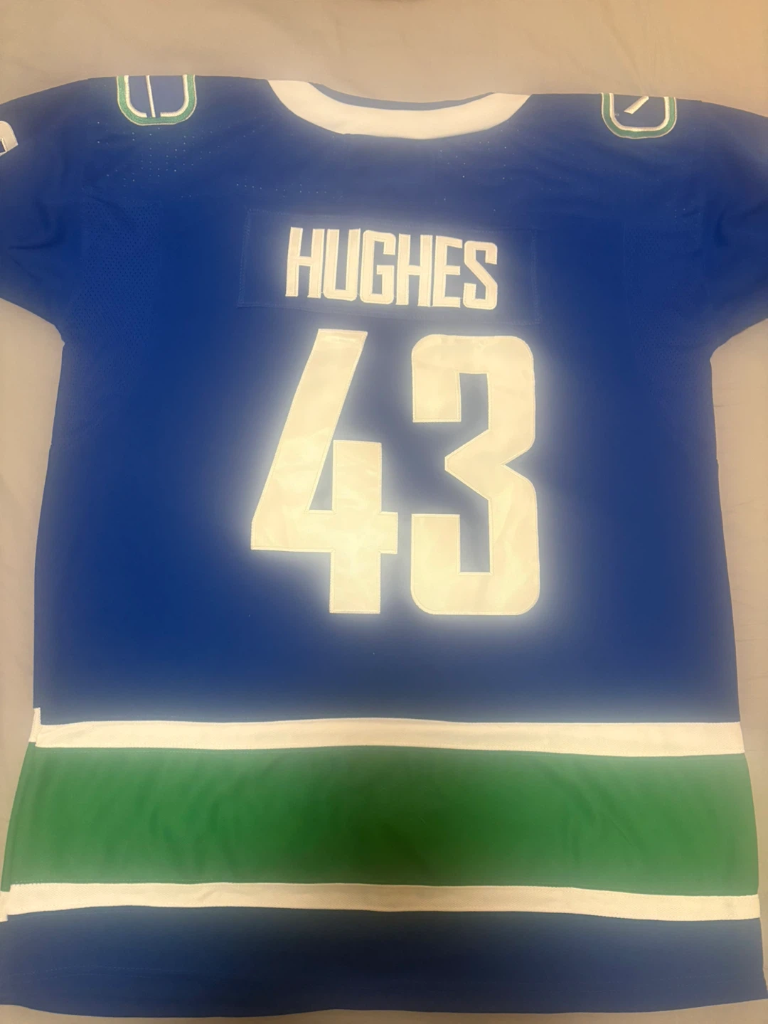 Vancouver Canucks Jersey - Hughes #43 - photo 4
