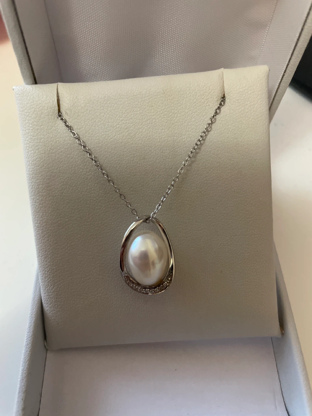 Pearl Pendant Necklace with Silver Chain - photo 4