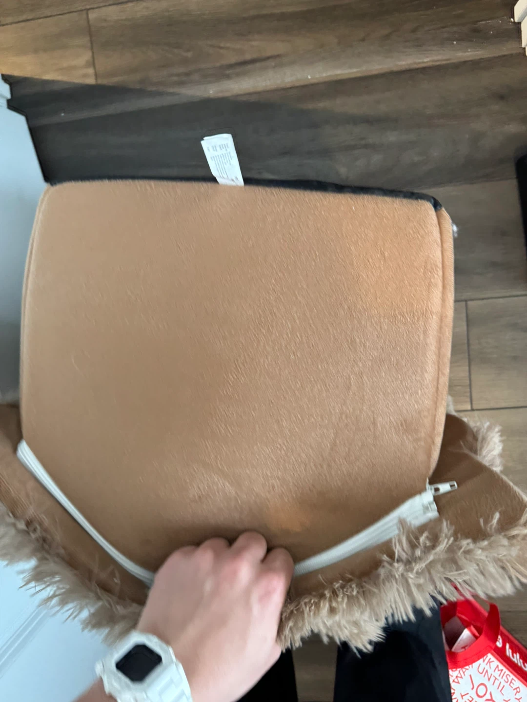 Fuzzy Dog/Cat House Bed - photo 3