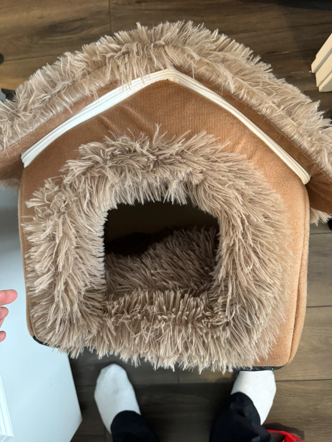 Fuzzy Dog/Cat House Bed