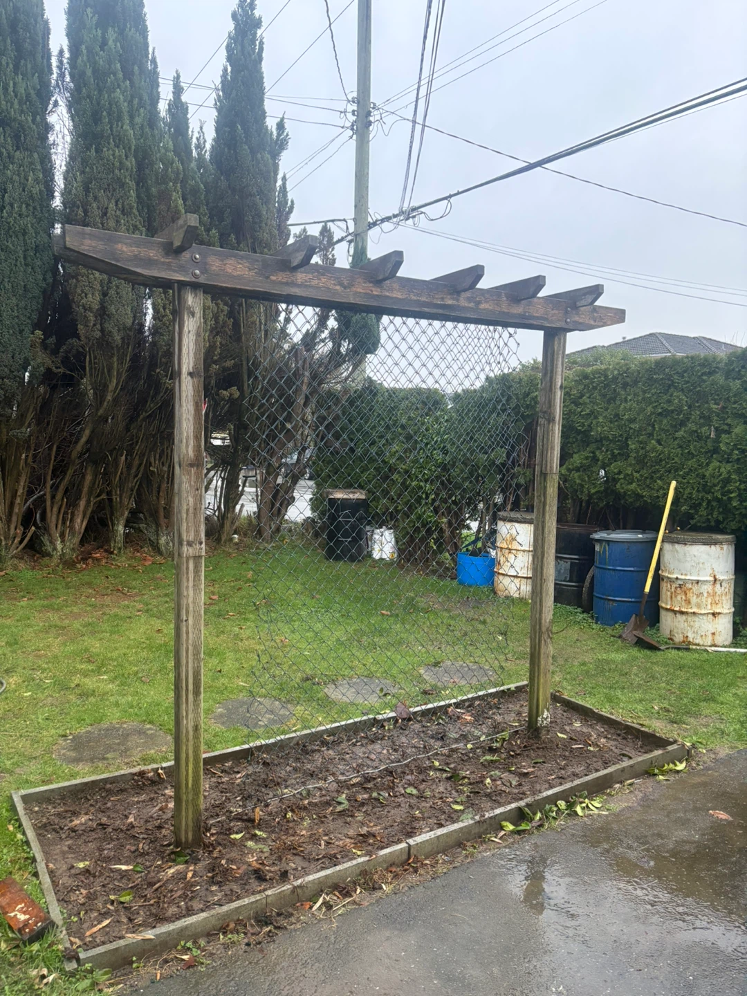 Wooden Pergola Frame with Chain Link Mesh - photo 3