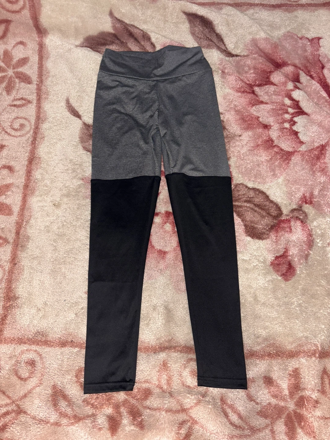 Women's Colorblock Ruched Leggings