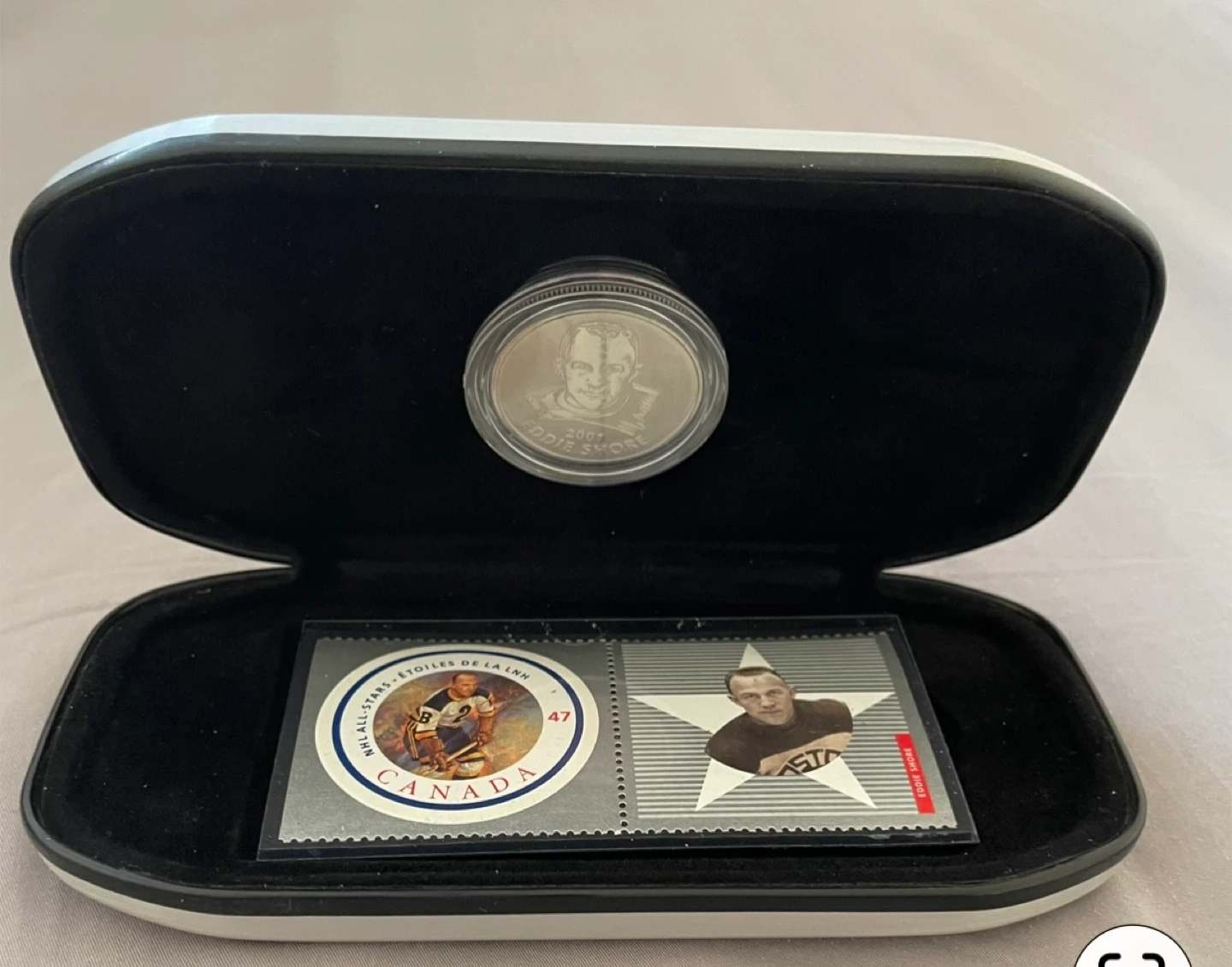 2001 NHL All-Stars Eddie Shore Stamp & Medallion Set - photo 3