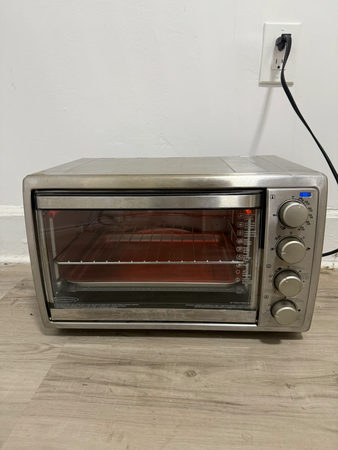 Black+Decker Stainless Steel Convection Toaster Oven - photo 3