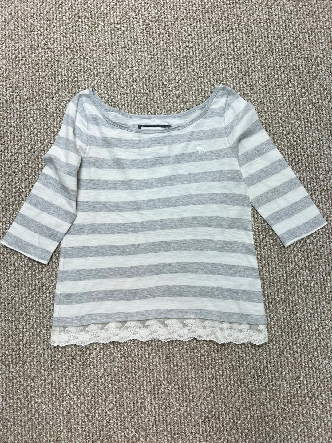 Abercrombie & Fitch Striped Lace Trim Top Sz L