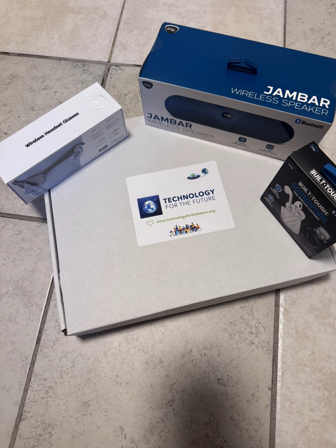 Lenovo Laptop and Accessories Bundle