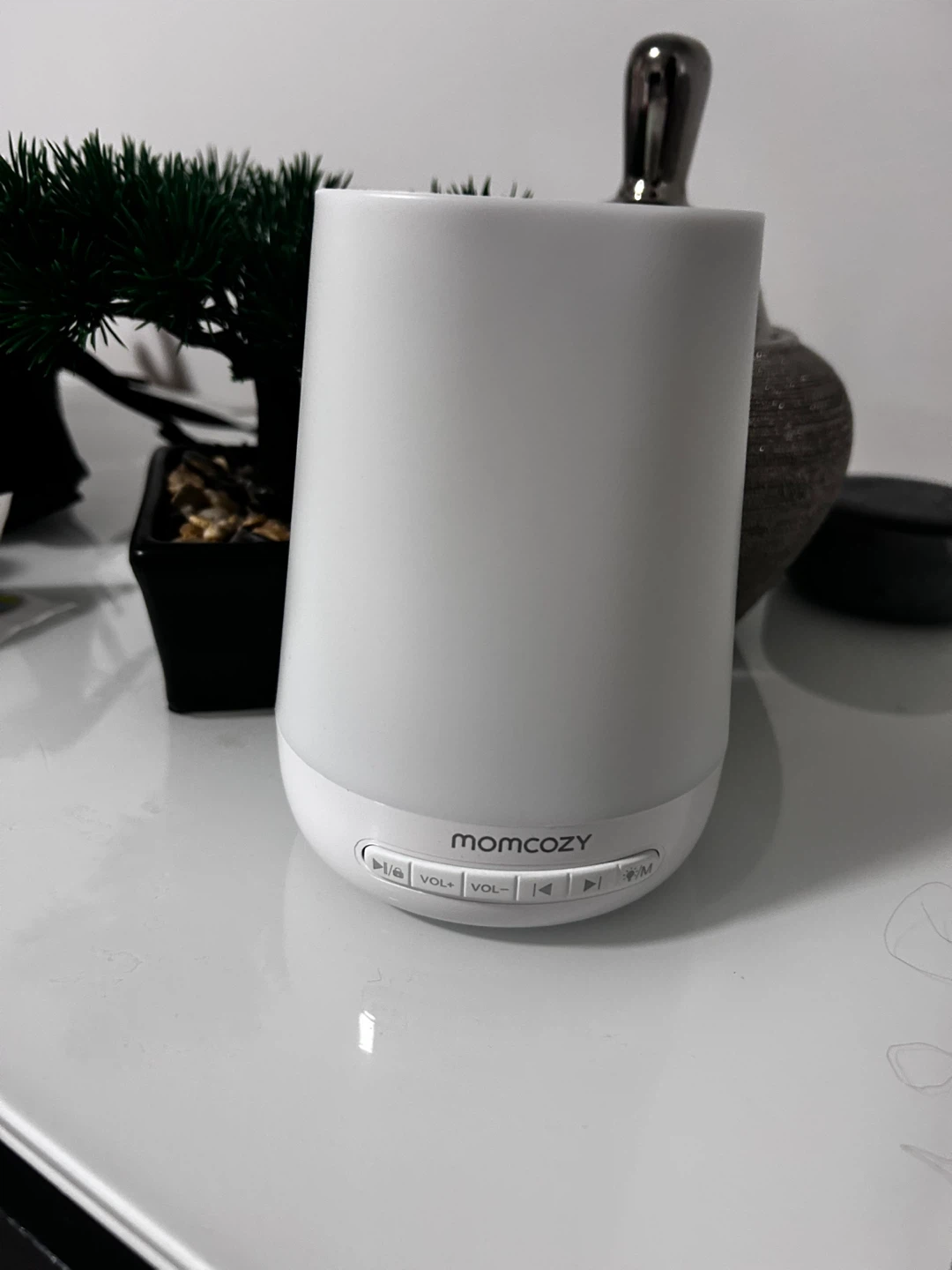 Momcozy White White Noise Machine