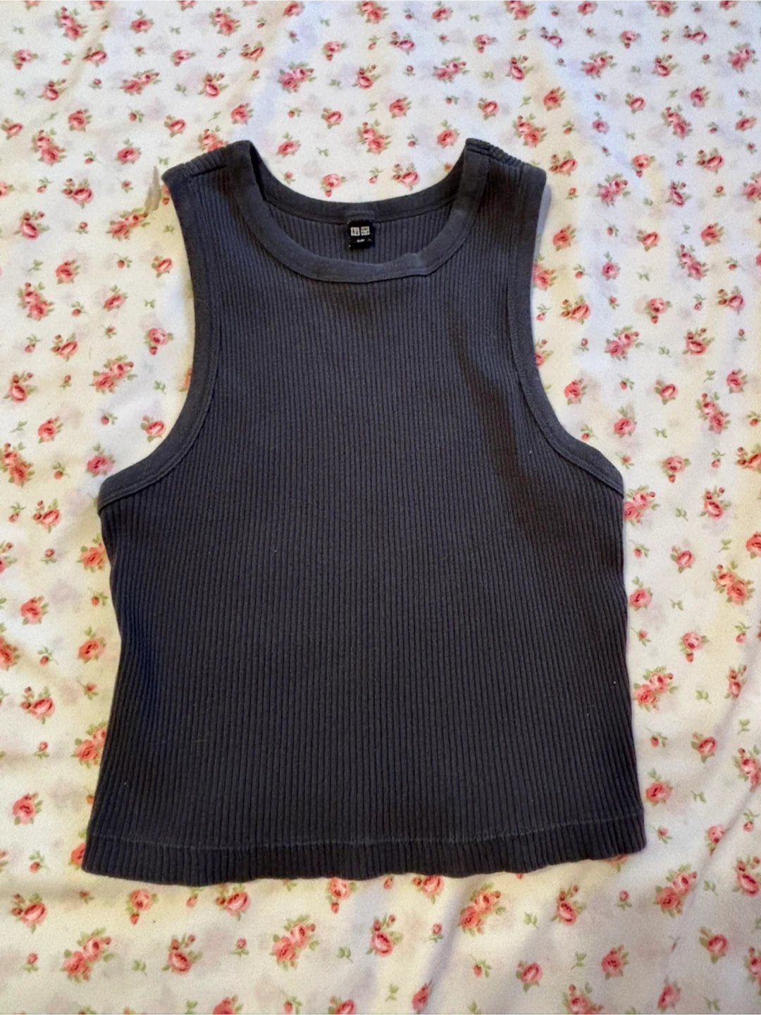 UNIQLO Ribbed Tank Top - Size S