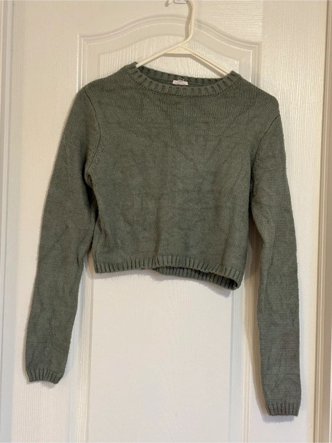 Garage Women's Green Crew Neck Sweater - Size M
