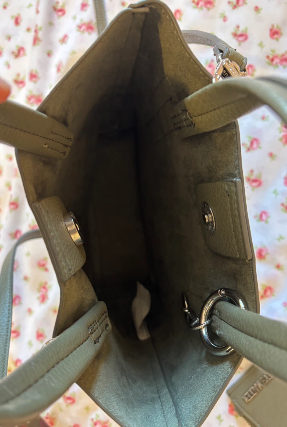 Steve Madden Olive Green Tote Bag with Card Holder - photo 4