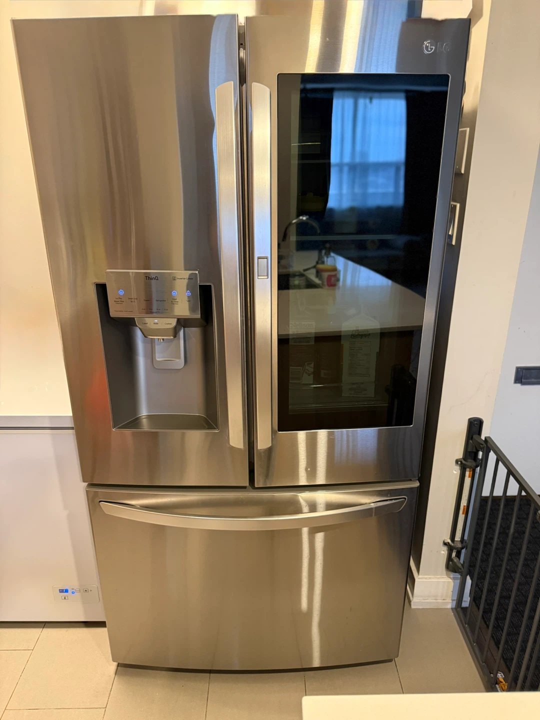 LG French Door Refrigerator with InstaView