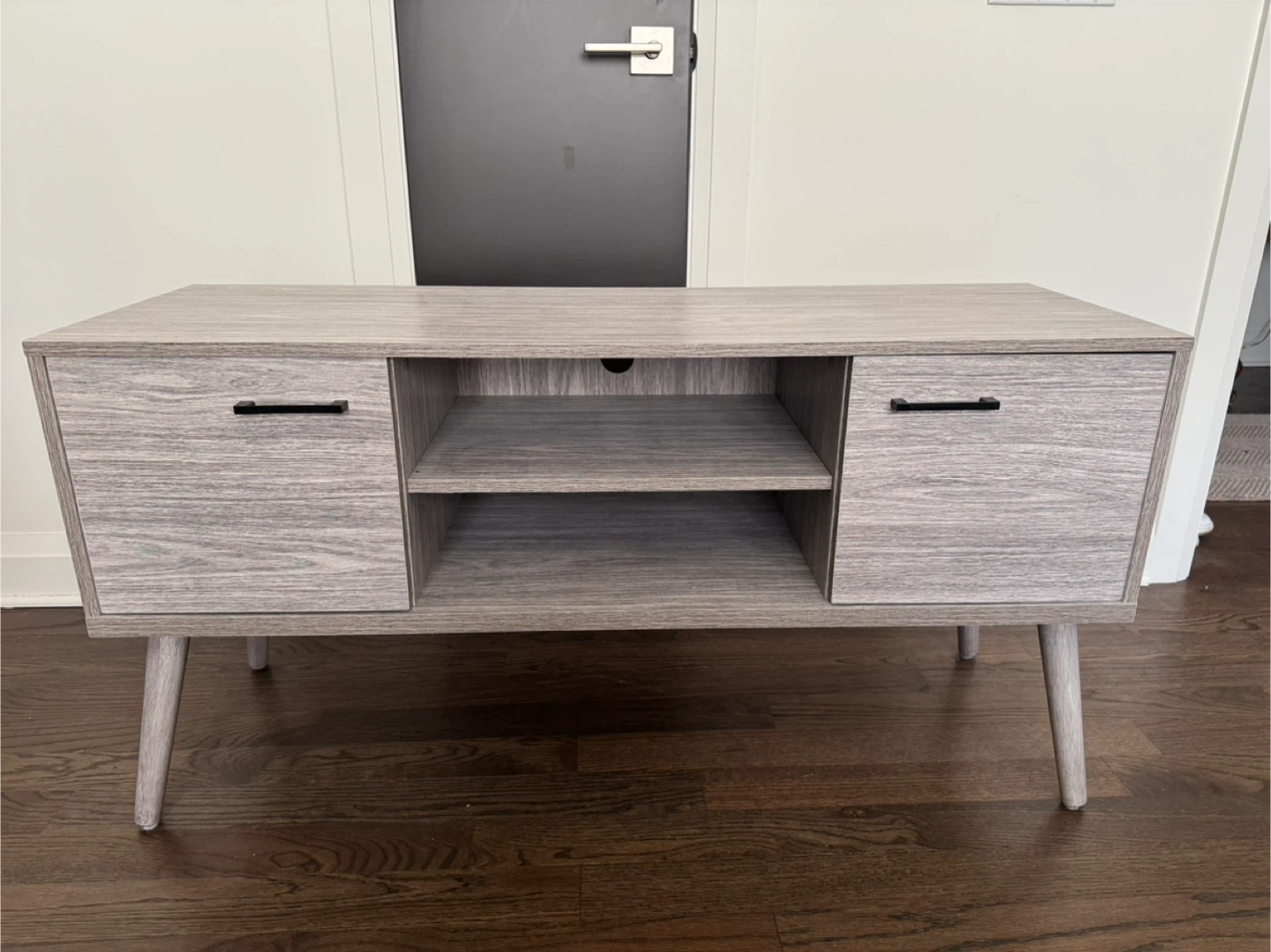 TV Stand - photo 2