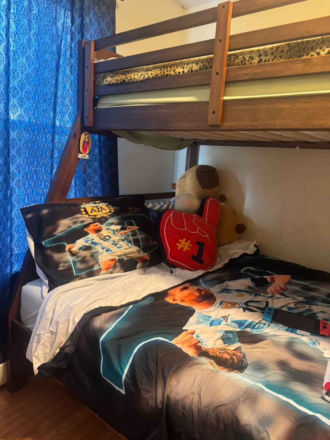 Cama semi nuevo