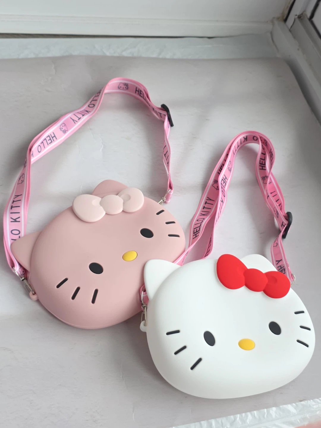 Hello Kitty Silicone Crossbody Bag (ONLY PINK AVAILABLE)