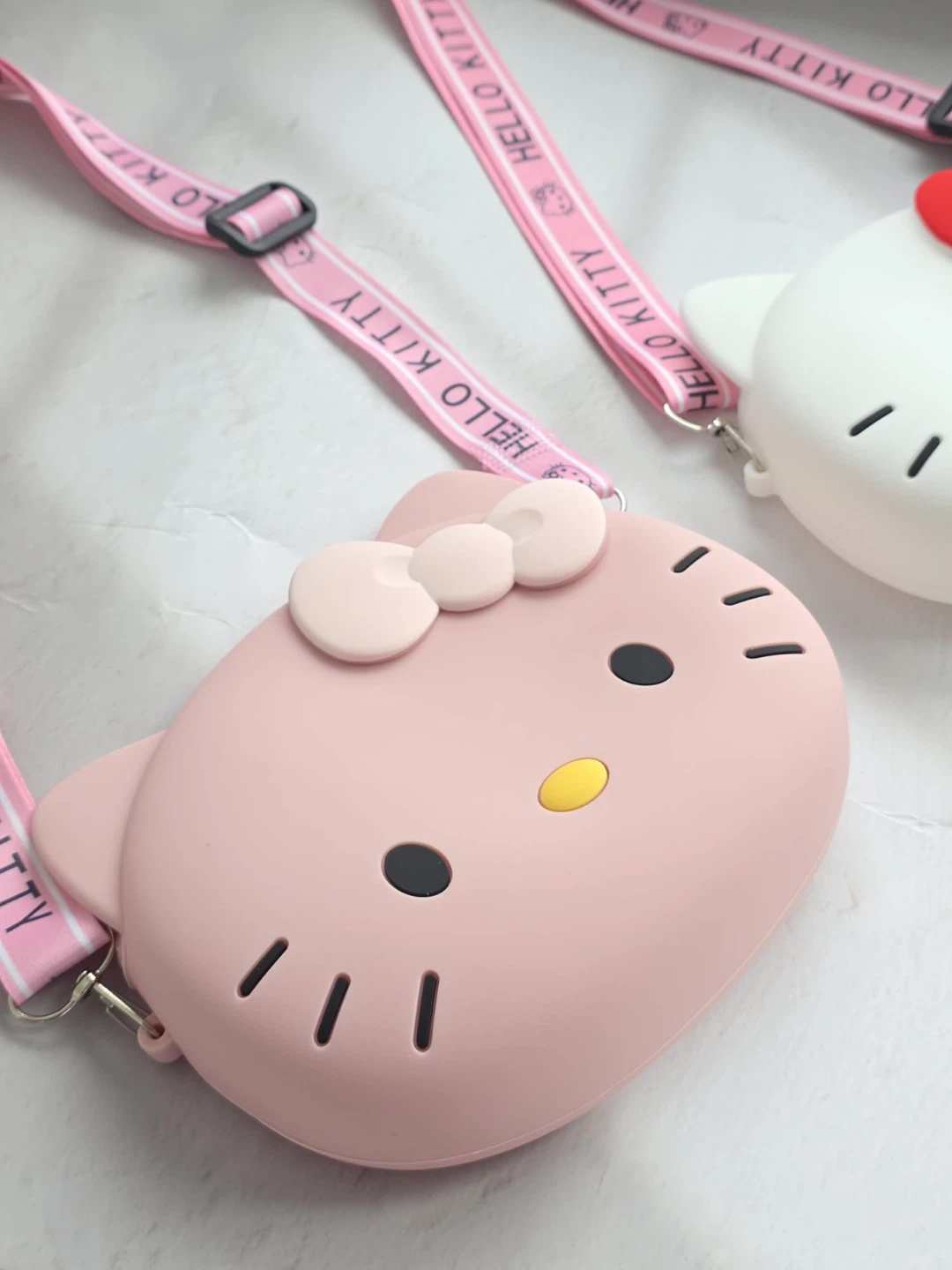 Hello Kitty Silicone Crossbody Bag (ONLY PINK AVAILABLE) - photo 5