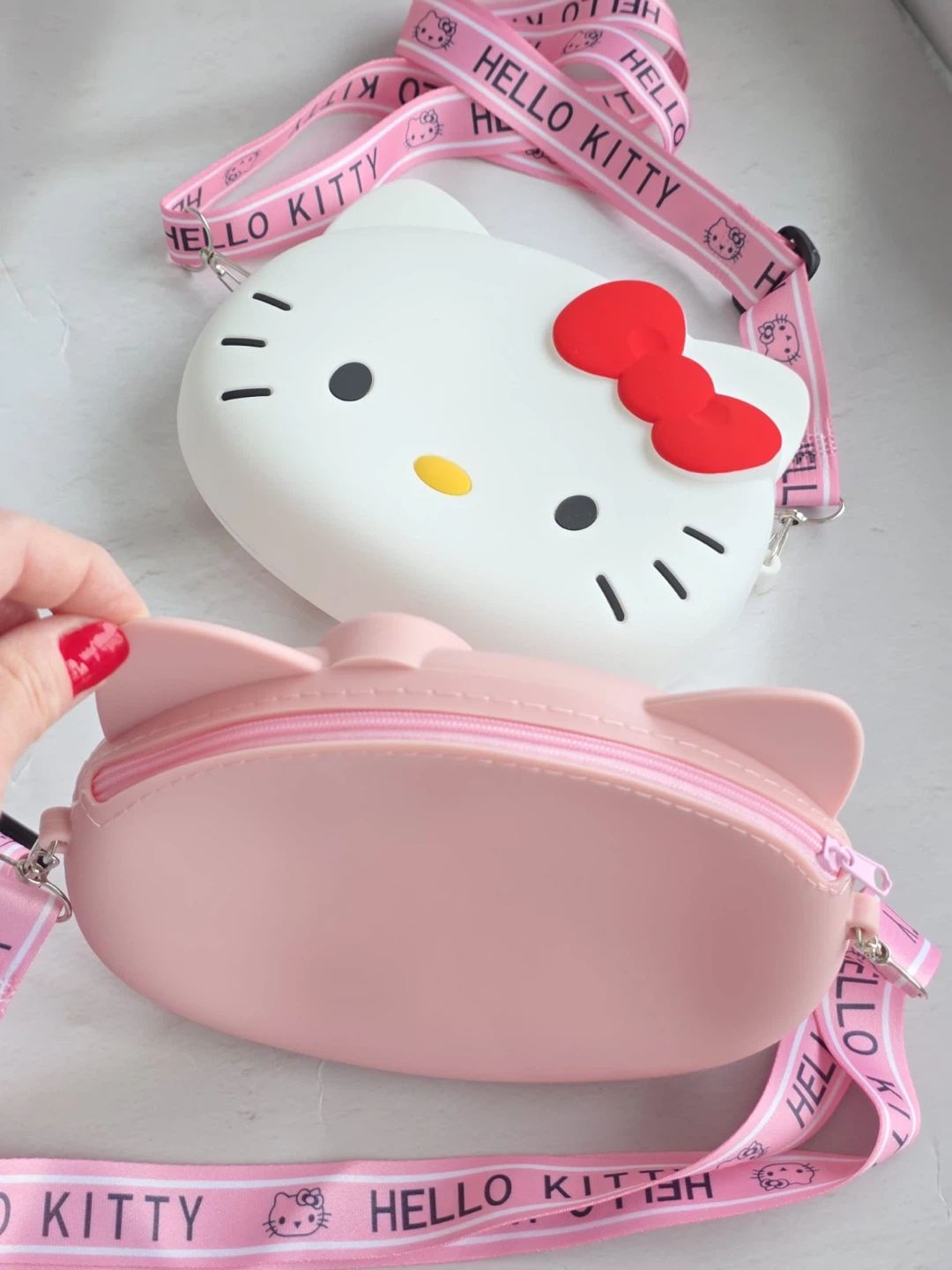 Hello Kitty Silicone Crossbody Bag (ONLY PINK AVAILABLE) - photo 2
