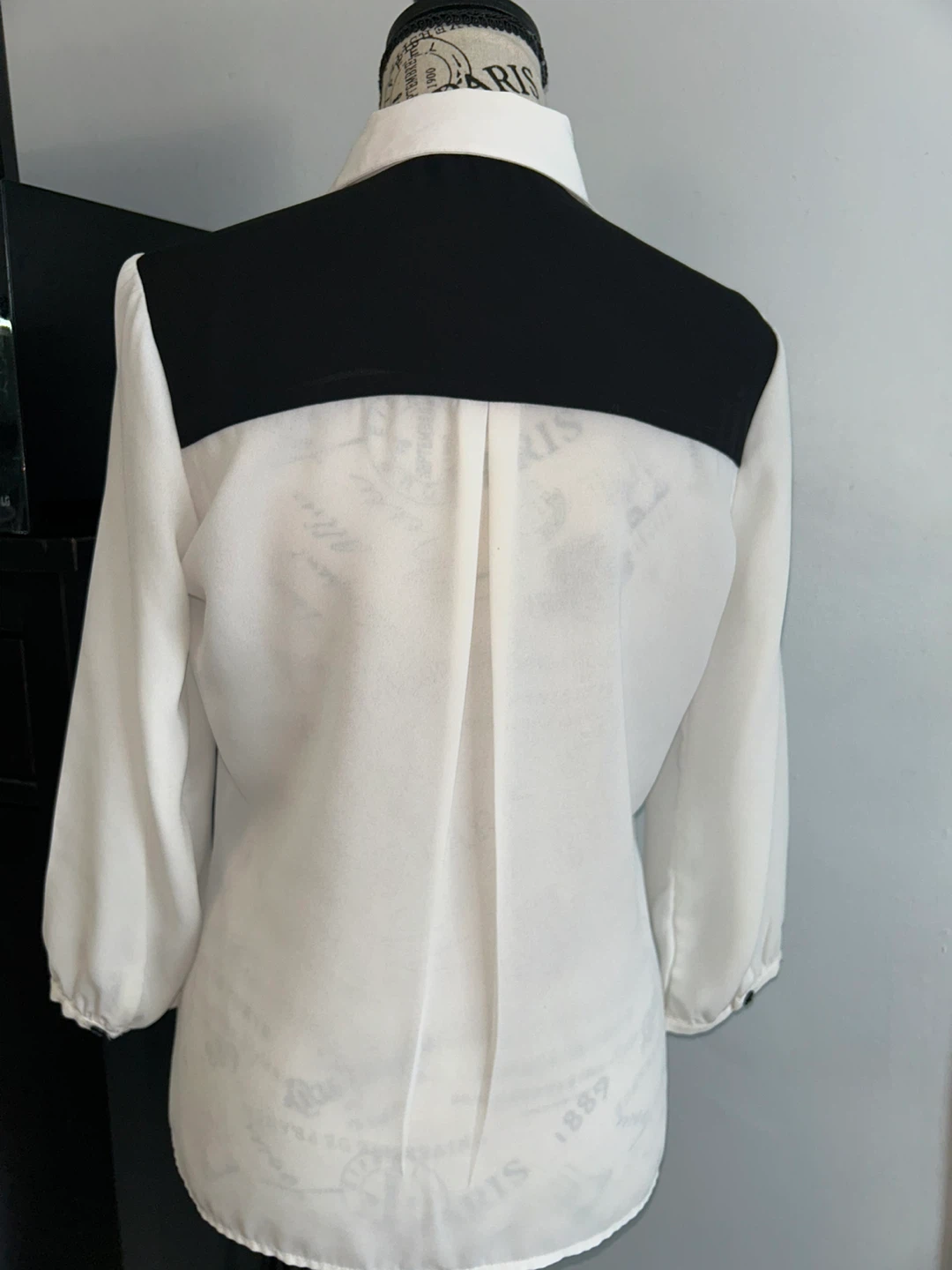 Suzy Shier Women's Black and White Blouse - photo 2