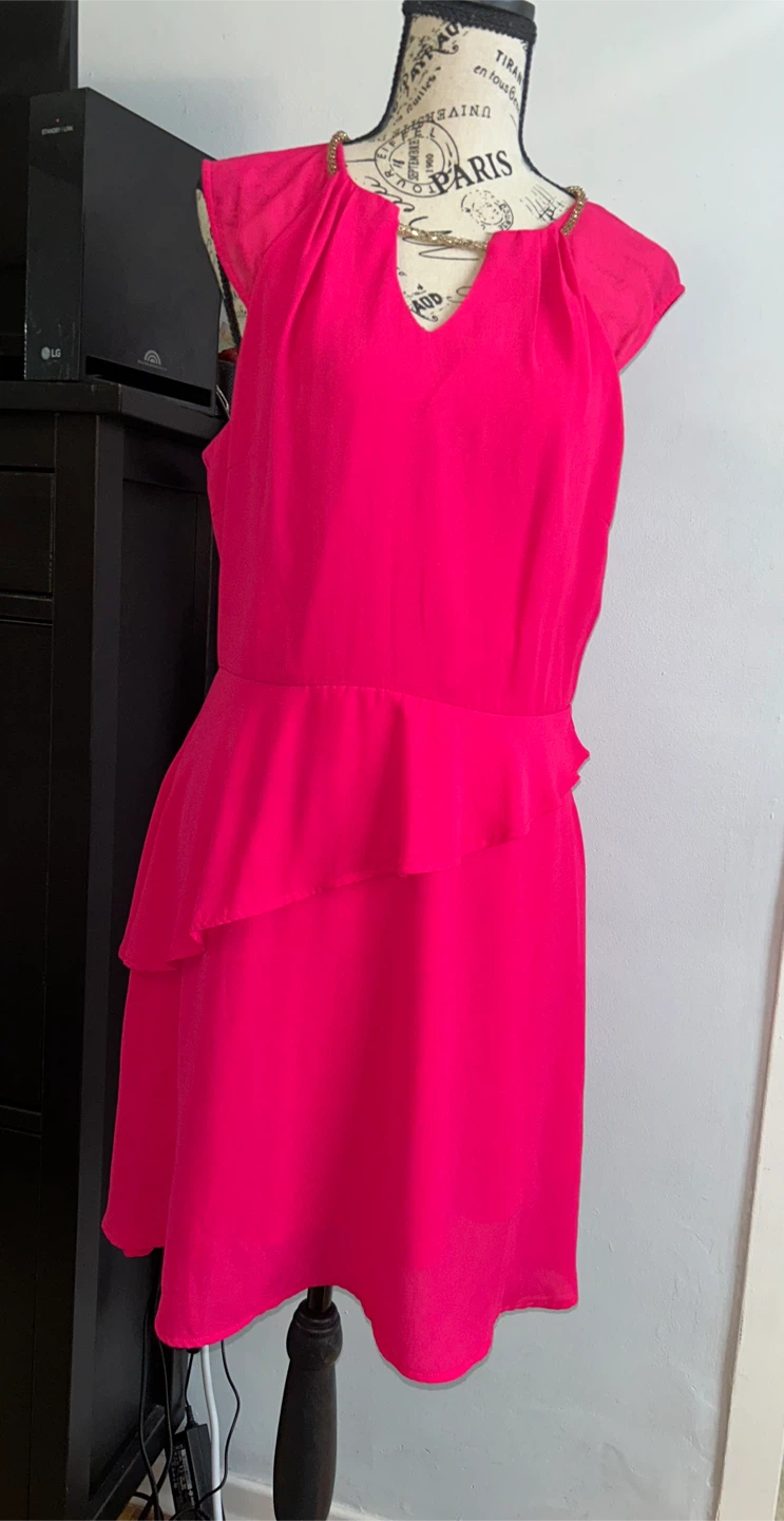Women's Hot Pink Dress with Gold Chain Detail - photo 2