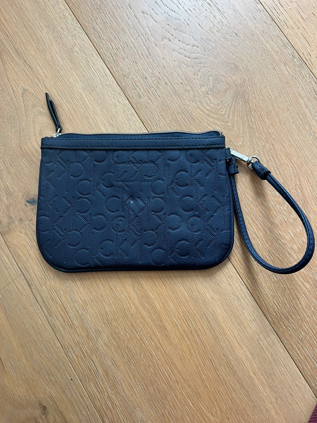 Calvin Klein Navy Embossed Logo Wristlet Pouch - photo 2