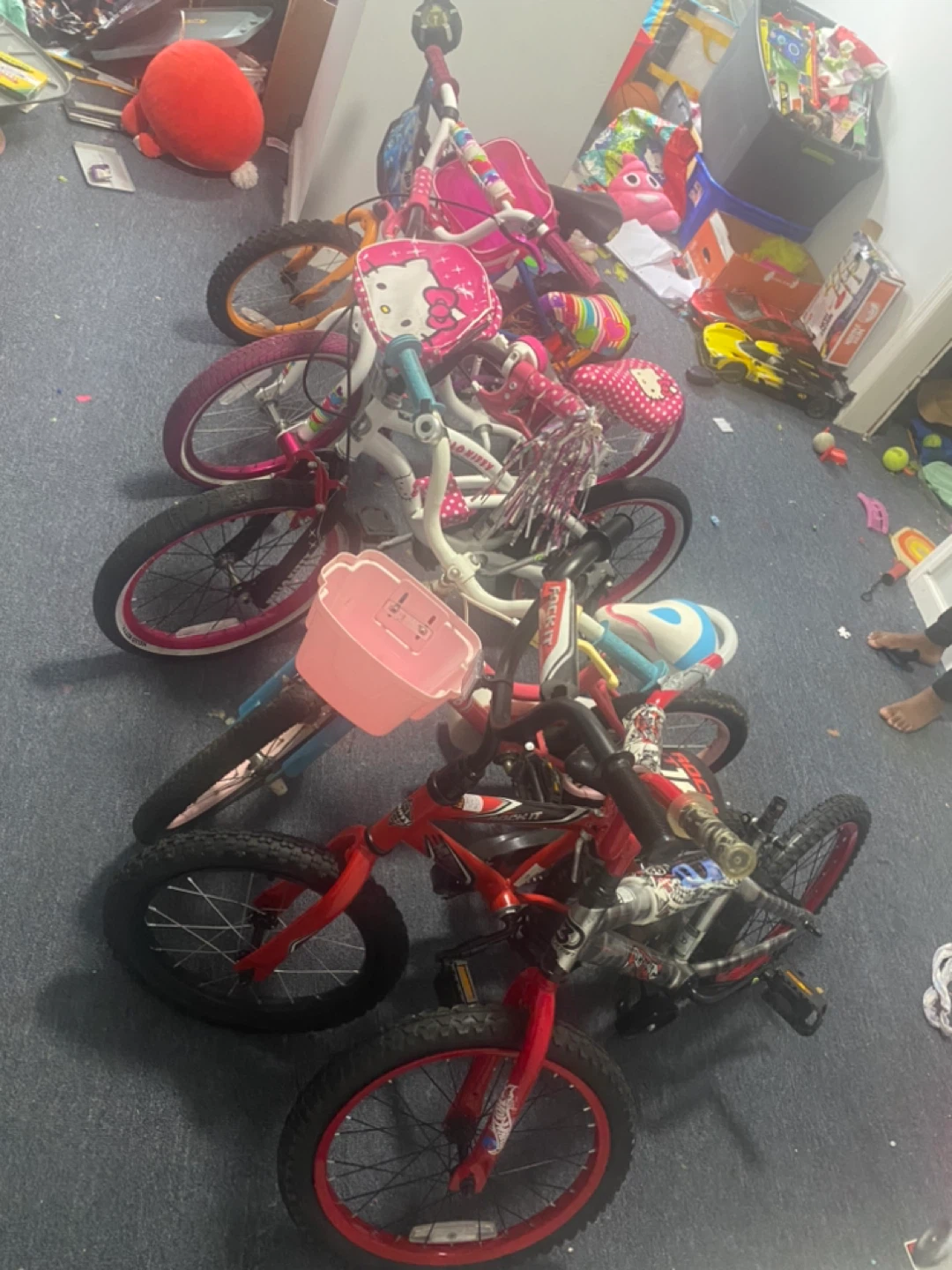 Lot of 6 Bikes - Hello Kitty, Pink & More - photo 2