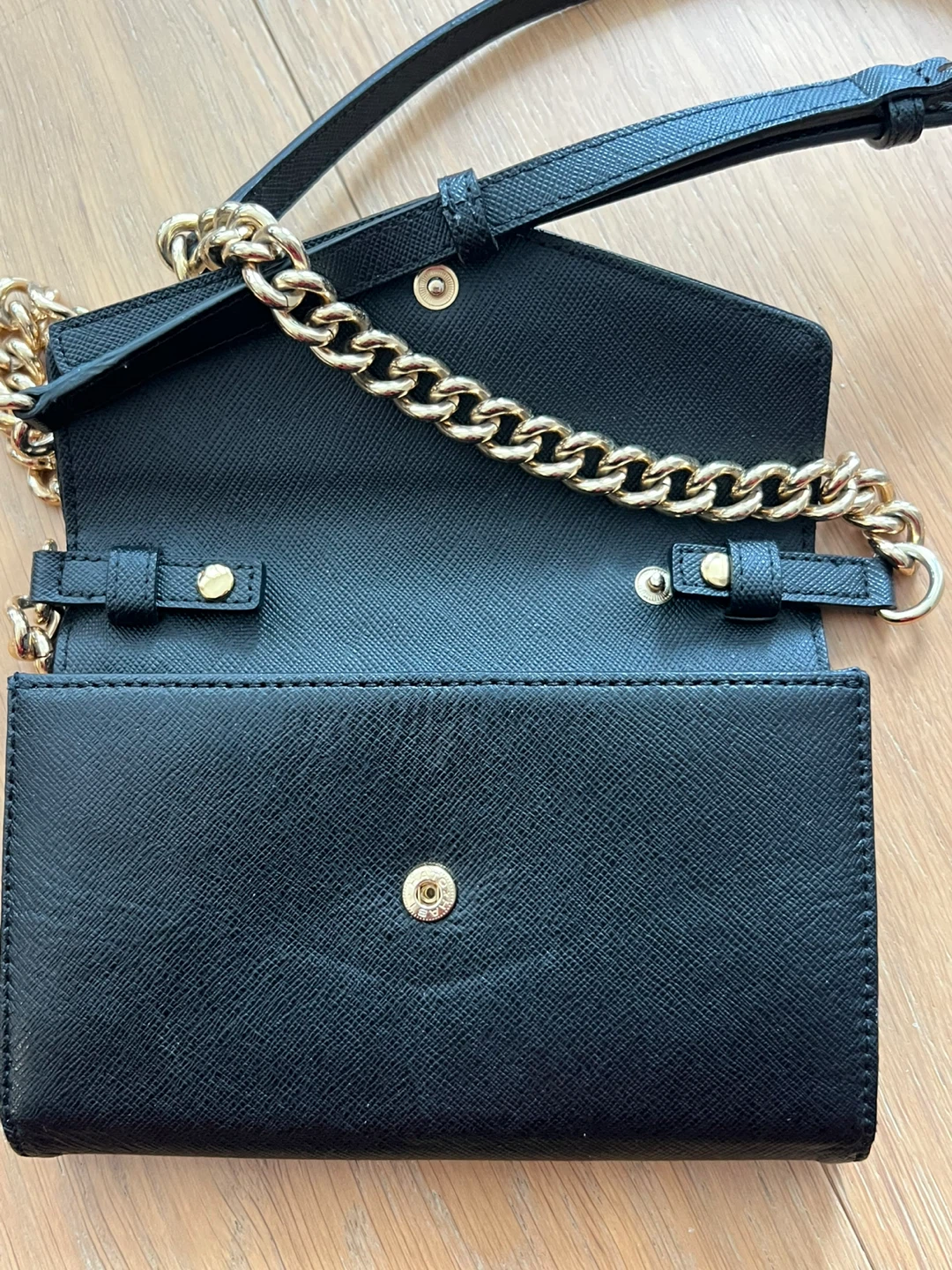 Michael Kors Black Saffiano Leather Chain Wallet - photo 4