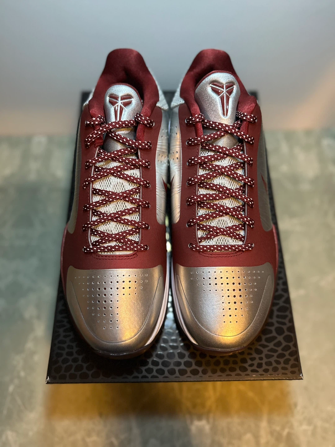 Kobe 5 “Lower Merion Aces Away” - photo 2