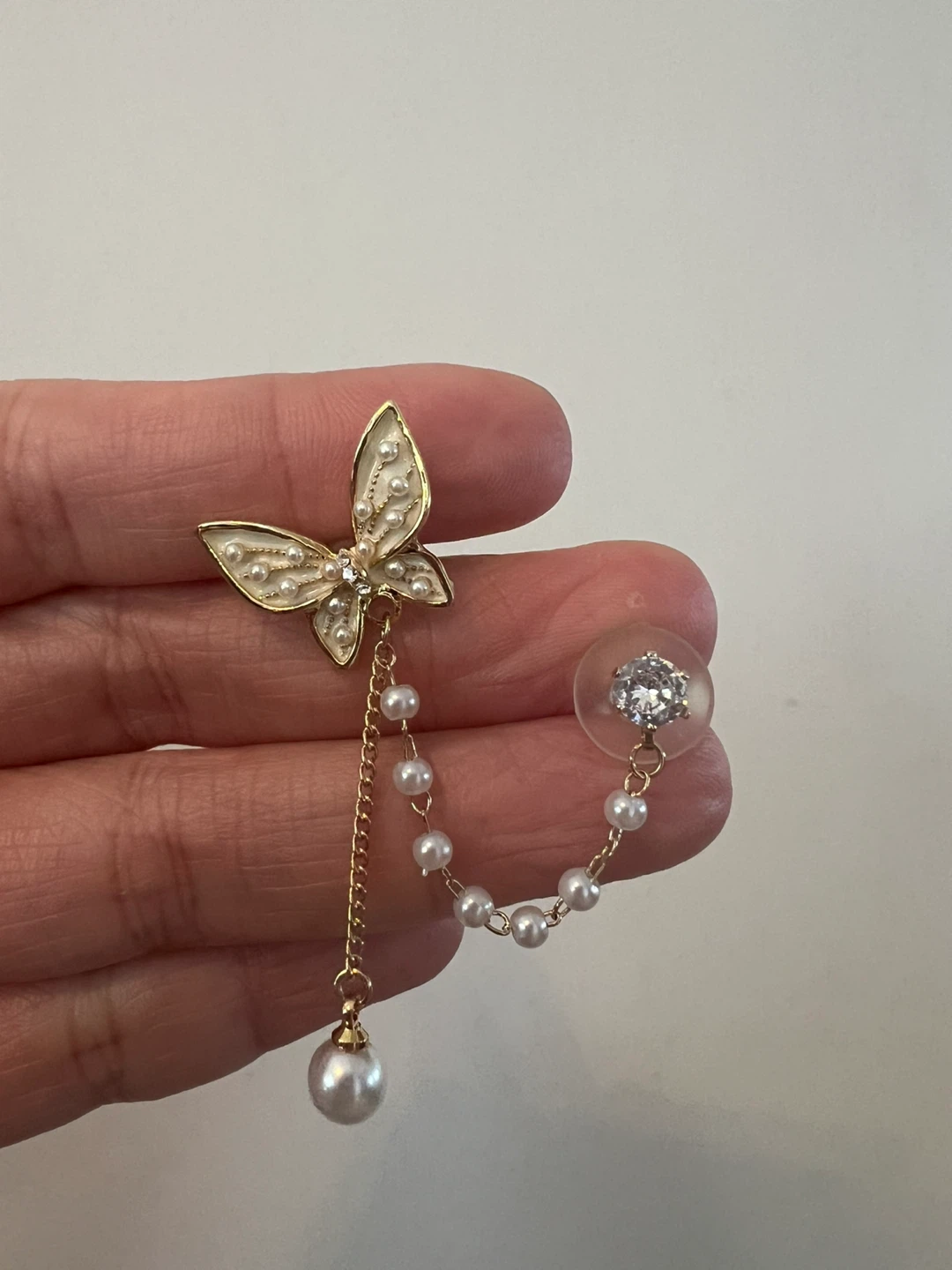 Gold Butterfly Pearl Tassel Ear Cuff Earring S925 posts - photo 3