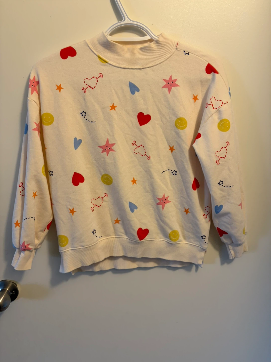 Old Navy Kids Cream Graphic Sweatshirt
