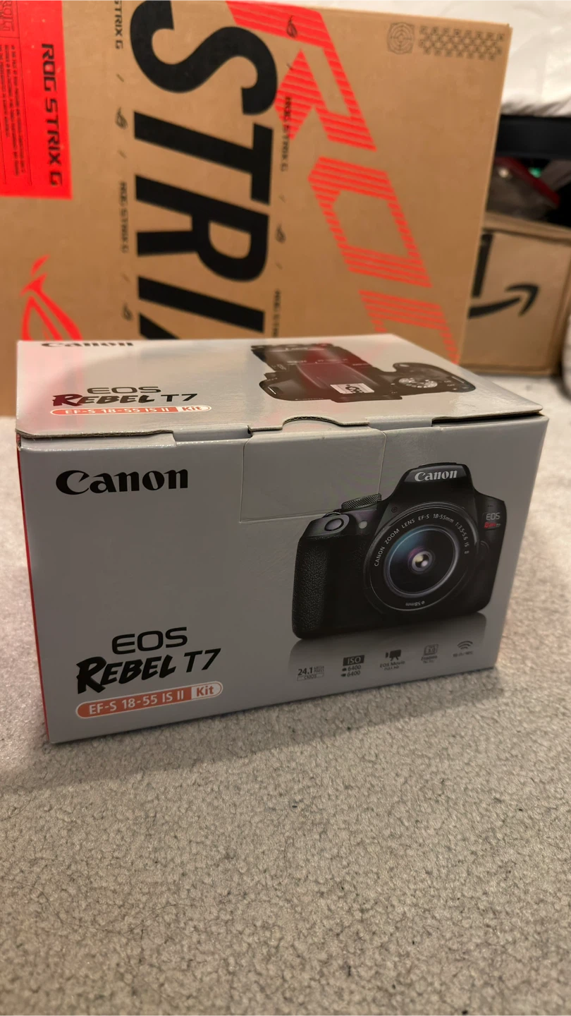 Canon EOS Rebel T7 DSLR Camera EF-S 18-55 IS II Kit