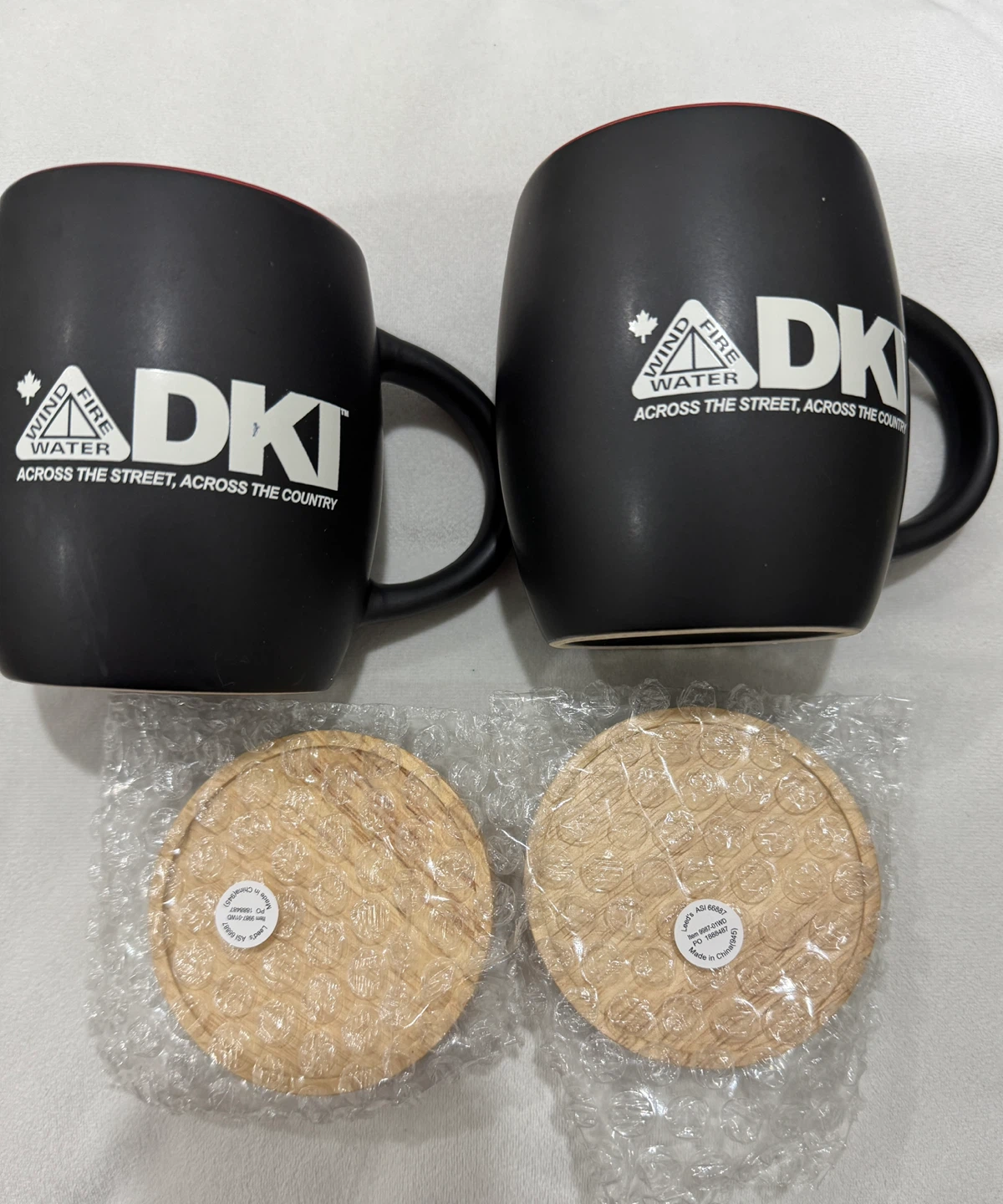 2 coffee mugs - photo 2