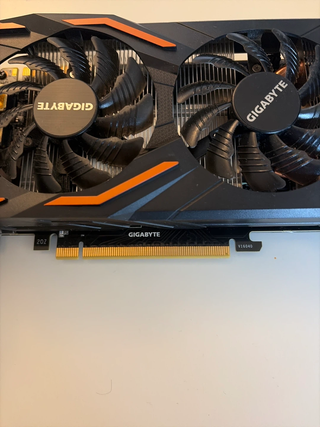 GTX 1080 Gigabyte Graphics Card - photo 3