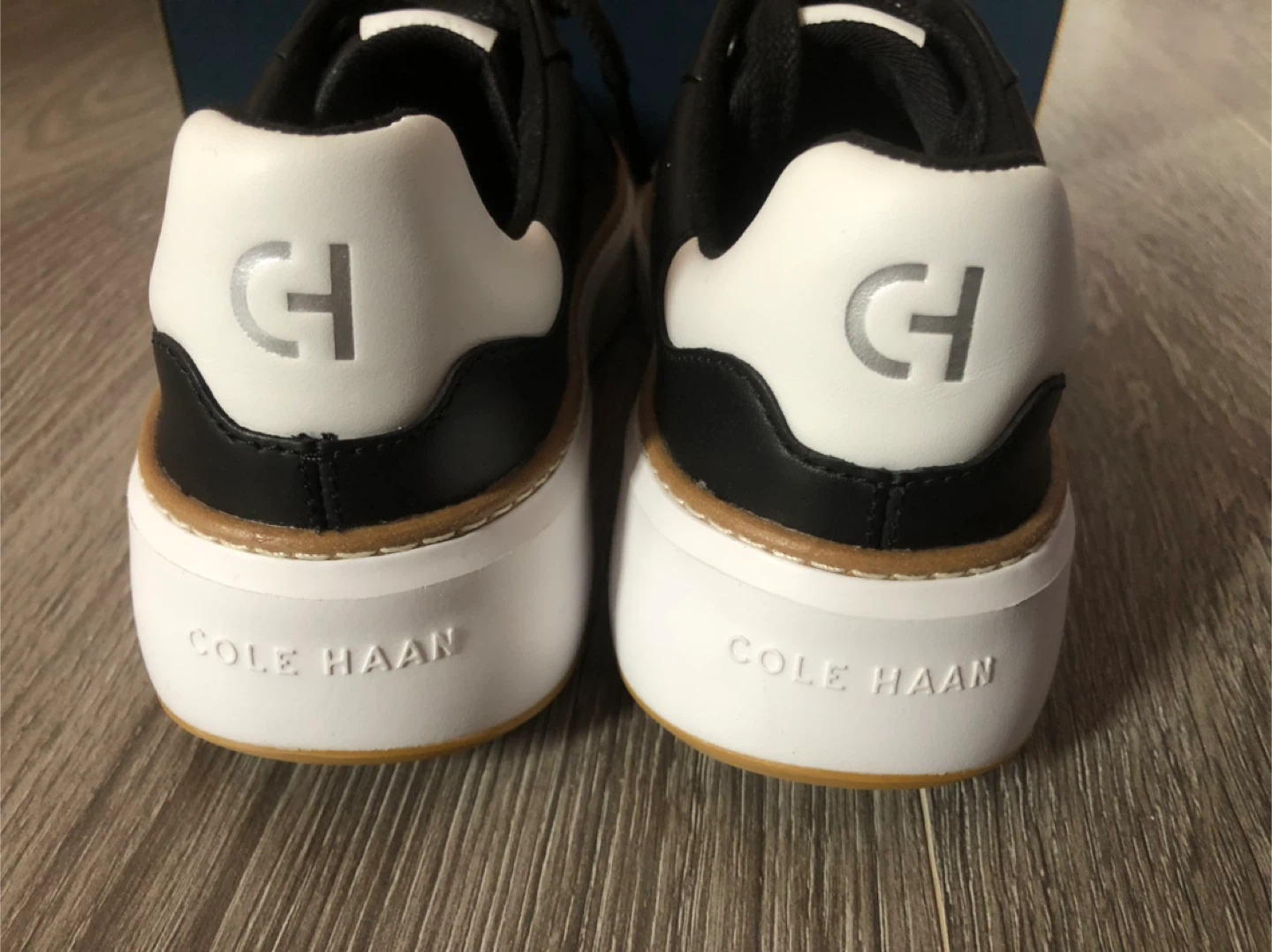 Cole Haan GP Topspin Sneaker Black/White Leather Size 7.5 - photo 3