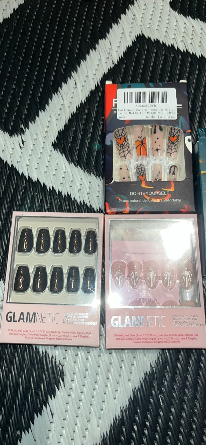 Glamnetic & imPress Press-On Nails - Halloween & Holiday Designs - photo 3