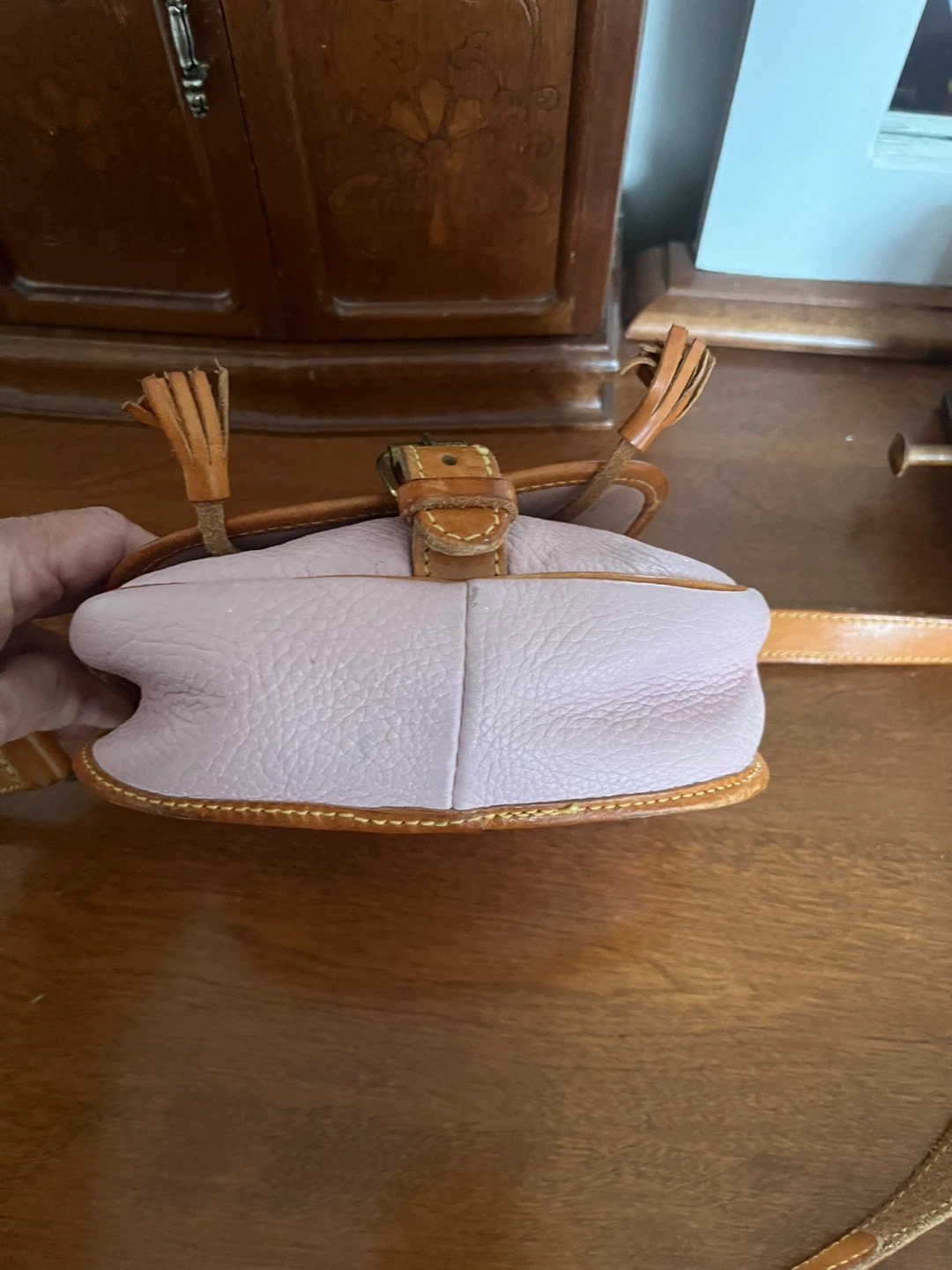 Club Monaco Leather Saddle Bag - Pale Pink - photo 5
