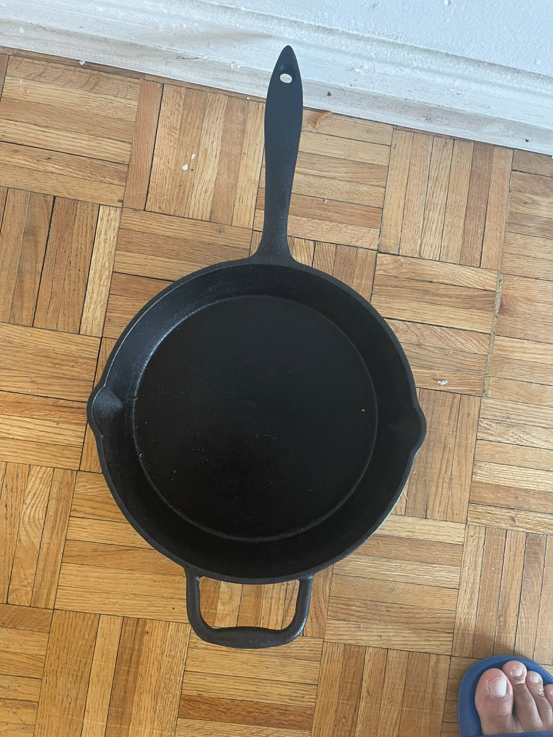Lacostina Cast Iron Skillet - photo 2