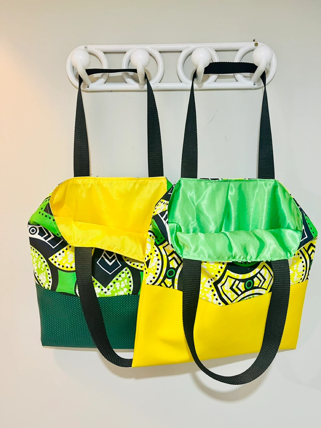 Vibrant Kente Print Tote Bags - photo 3