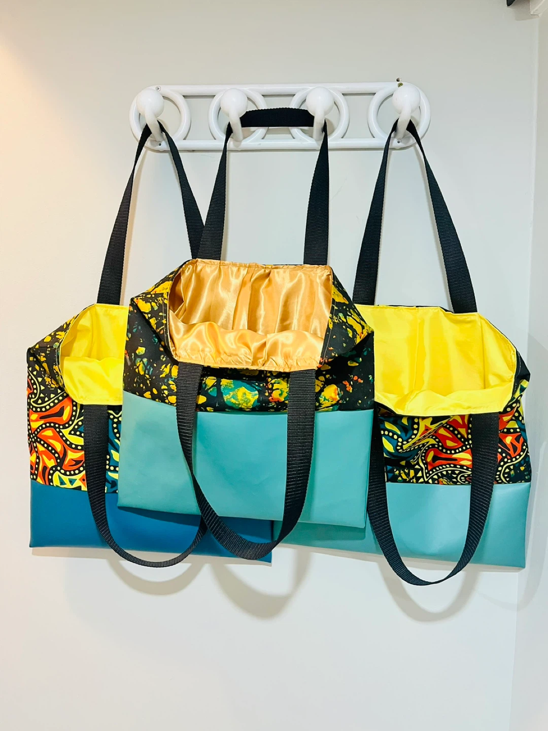 Vibrant Kente Print Tote Bags - photo 2