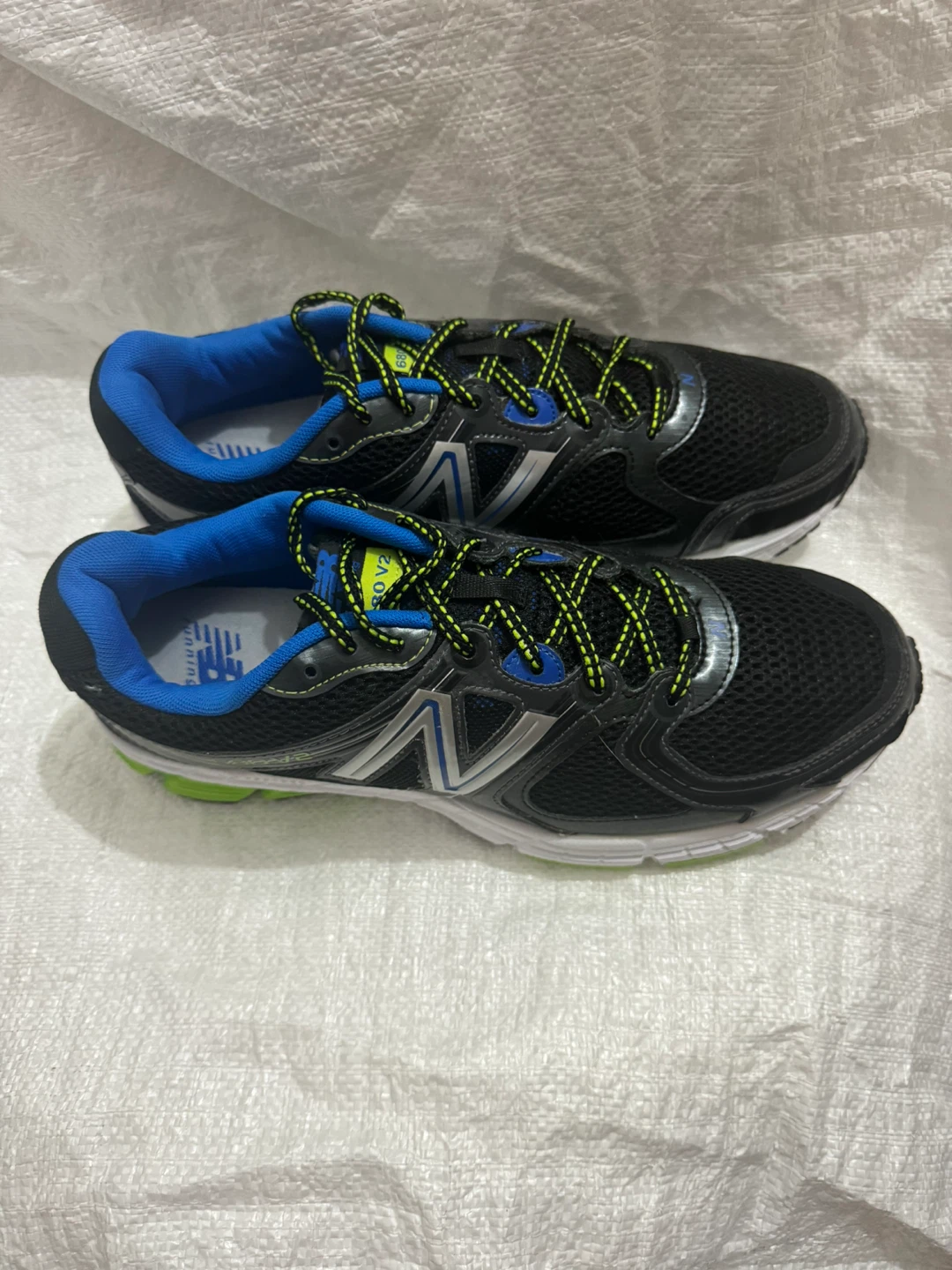 New Balance 680v2 Running Shoes - photo 2