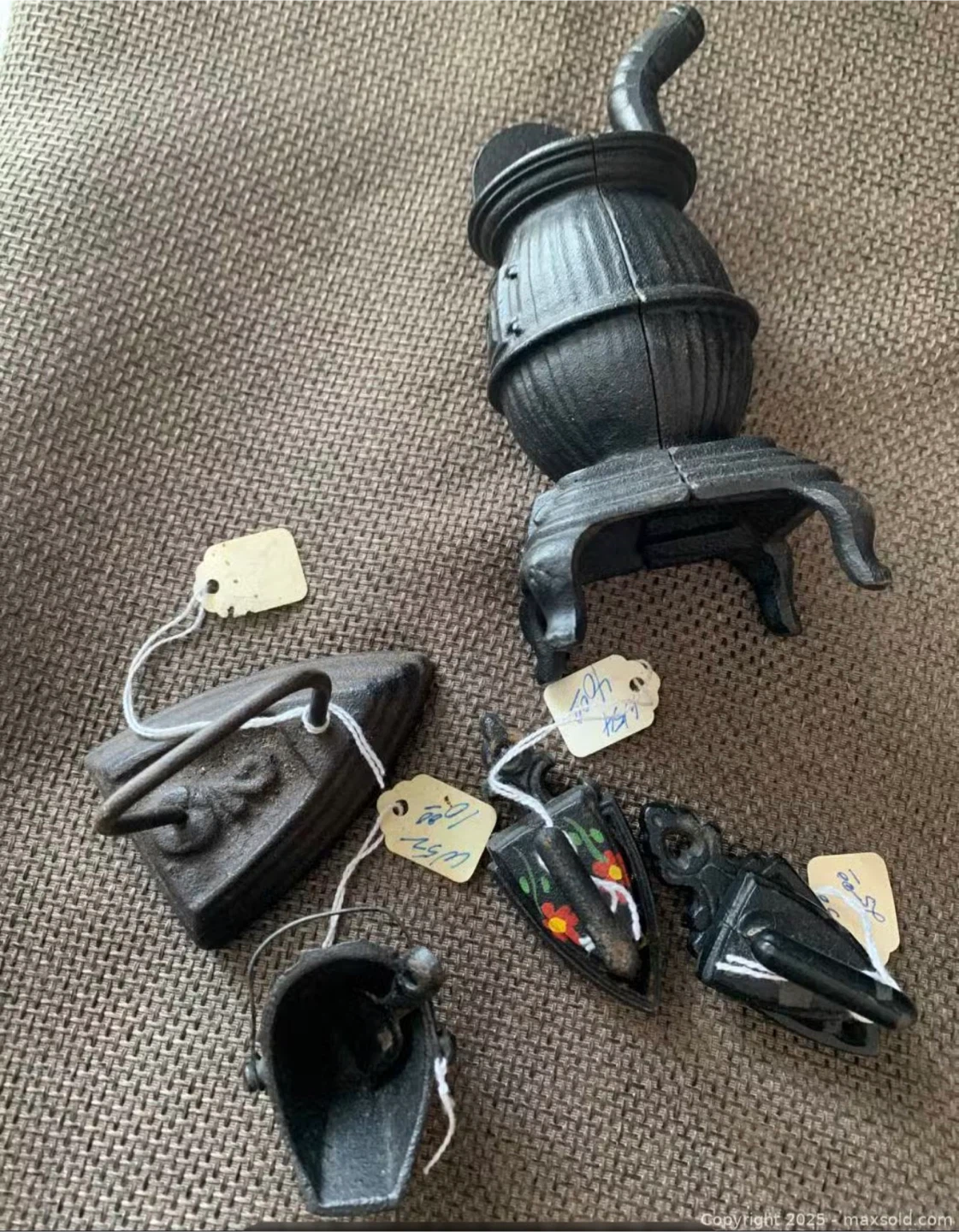 Collection of Miniature Cast Iron Household Items - photo 3
