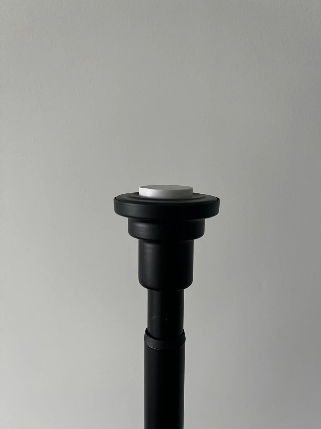 Black Tension Rod - photo 2